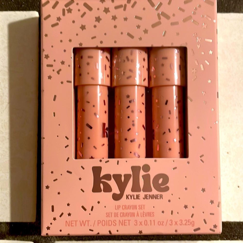 Kylie Jenner Lip Crayons